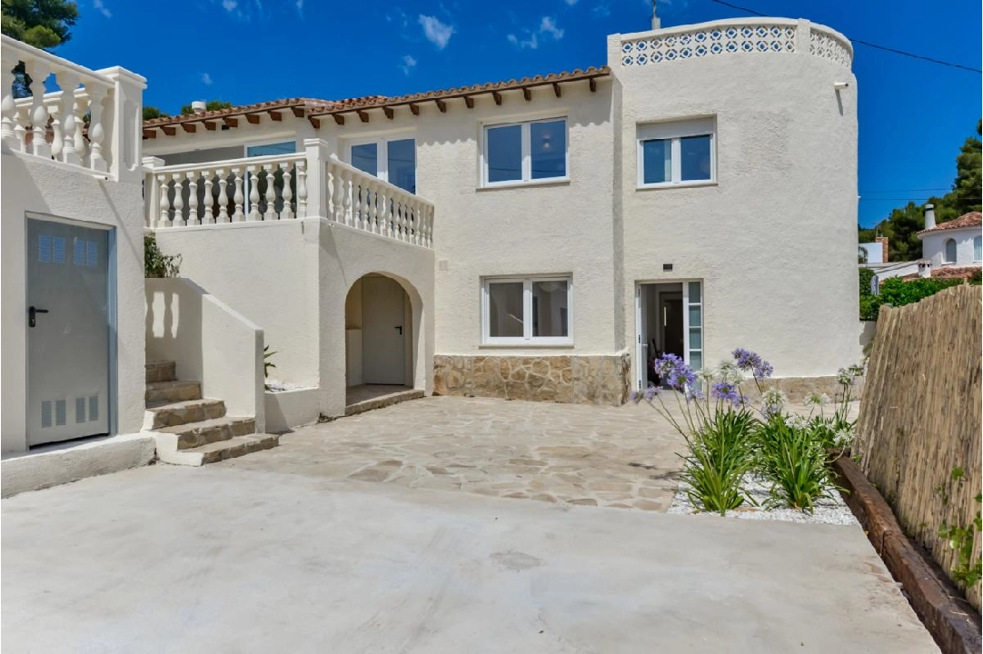 villa in Benissa for sale, built area 217 m², plot area 834 m², 5 bedroom, 4 bathroom, swimming-pool, ref.: COB-3419-18
