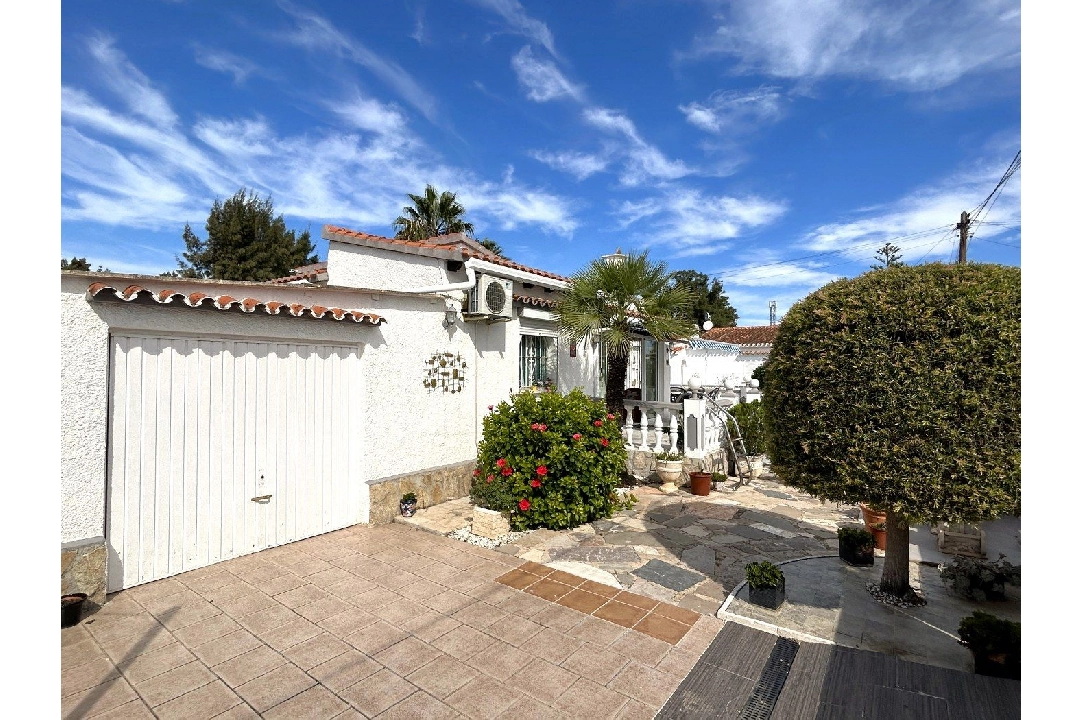 villa in Els Poblets for sale, built area 92 m², year built 1979, air-condition, plot area 409 m², 3 bedroom, 2 bathroom, swimming-pool, ref.: PS-PS23022-5