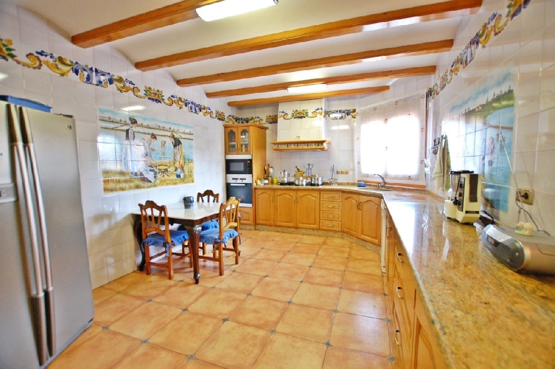 villa in Pego for sale, built area 311 m², year built 2006, + central heating, air-condition, plot area 919 m², 5 bedroom, 3 bathroom, swimming-pool, ref.: O-V27014D-11