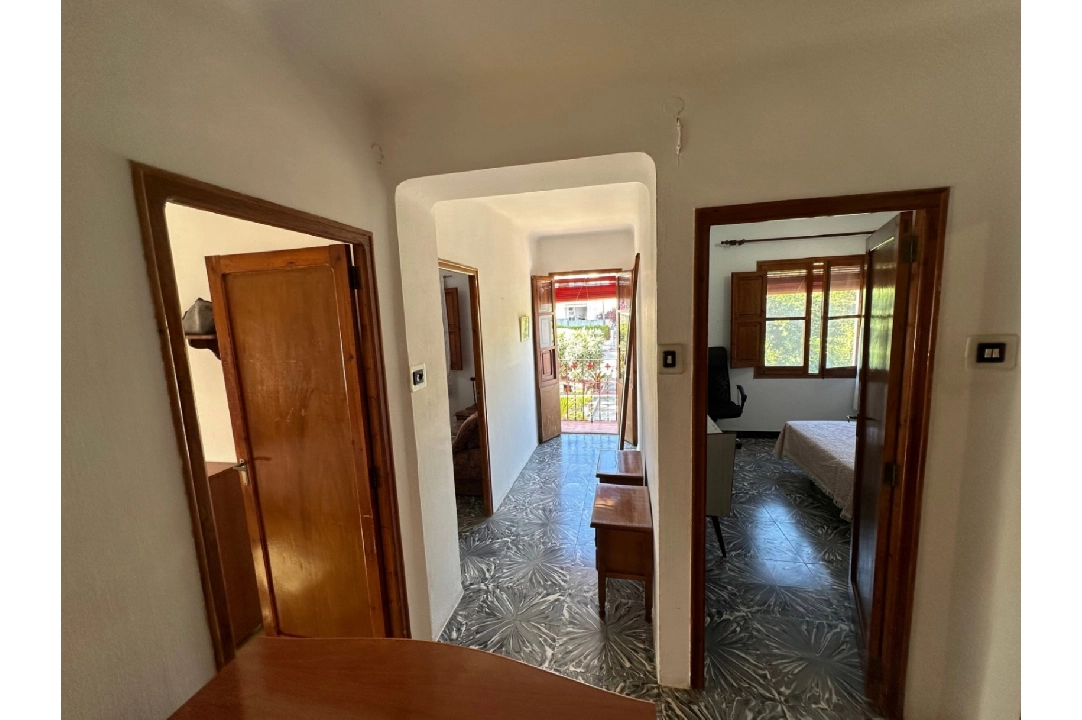 villa in Pego for sale, built area 120 m², year built 1972, + stove, air-condition, plot area 4200 m², 4 bedroom, 1 bathroom, swimming-pool, ref.: O-V87714-17