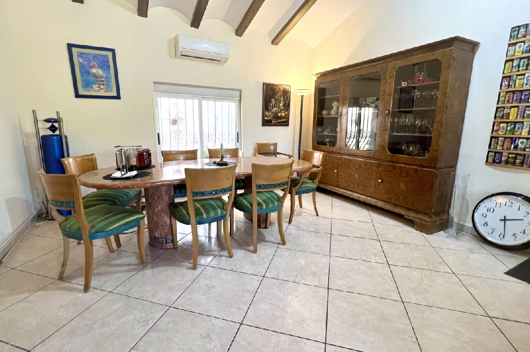 country house in Denia for sale, built area 204 m², year built 1981, + stove, air-condition, plot area 6198 m², 5 bedroom, 2 bathroom, ref.: FK-2223-9
