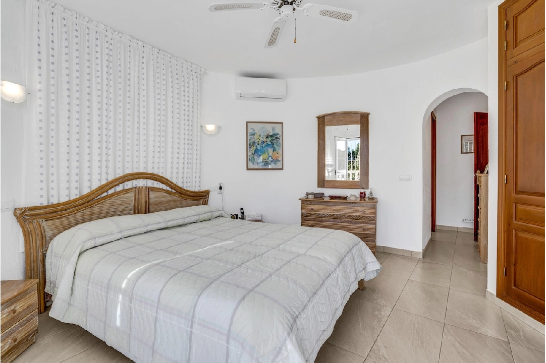 villa in Moraira(Pinar del Advocat) for sale, built area 174 m², plot area 918 m², 4 bedroom, 4 bathroom, swimming-pool, ref.: CA-H-1733-AMBE-20