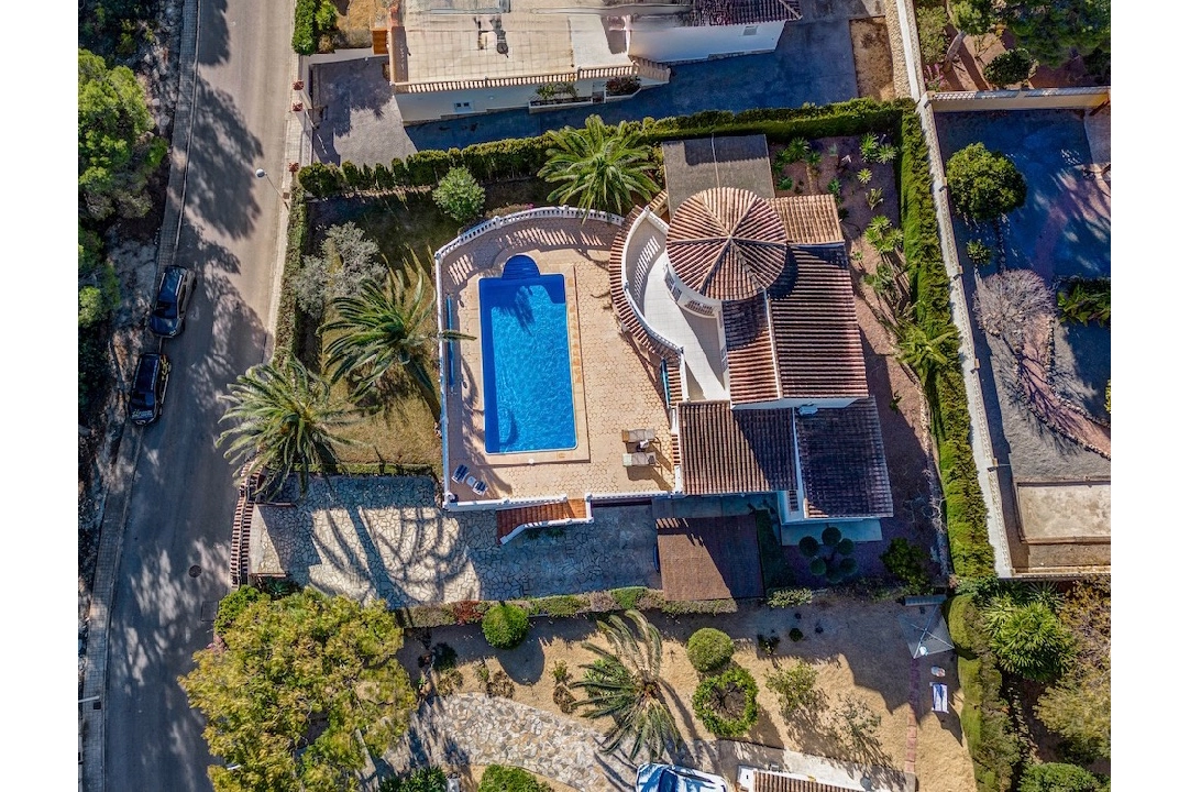 villa in Moraira(Pinar del Advocat) for sale, built area 174 m², plot area 918 m², 4 bedroom, 4 bathroom, swimming-pool, ref.: CA-H-1733-AMBE-40