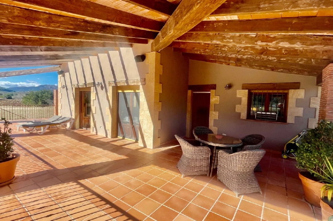 villa in Jalon for sale, built area 200 m², year built 2003, air-condition, plot area 10000 m², 2 bedroom, 2 bathroom, swimming-pool, ref.: PV-141-01967P-15
