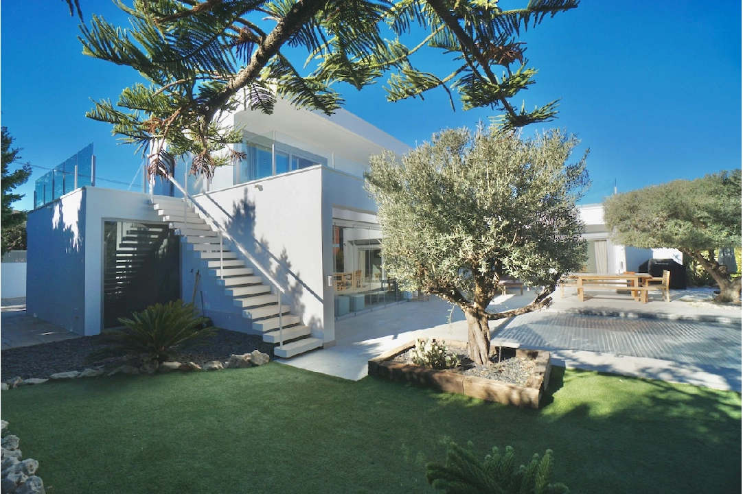 villa in Benissa(La Fustera) for sale, built area 308 m², air-condition, plot area 850 m², 4 bedroom, 3 bathroom, swimming-pool, ref.: CA-H-1723-AMBI-35