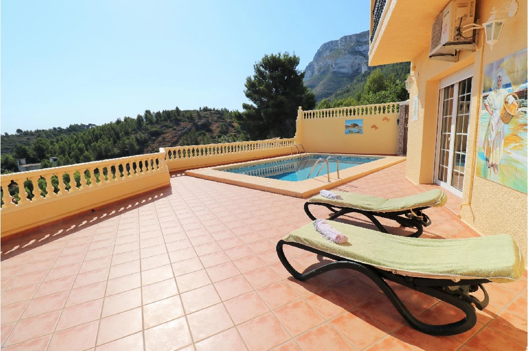 villa in Denia(Centro) for sale, air-condition, 6 bedroom, 4 bathroom, swimming-pool, ref.: AM-12170DA-3700-11