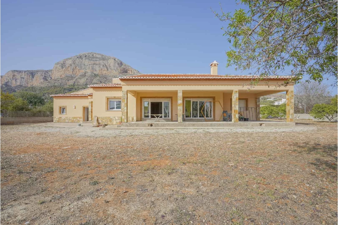 villa in Javea(Montgo Toscamar) for sale, built area 312 m², plot area 1500 m², 4 bedroom, 2 bathroom, ref.: BP-4364JAV-1