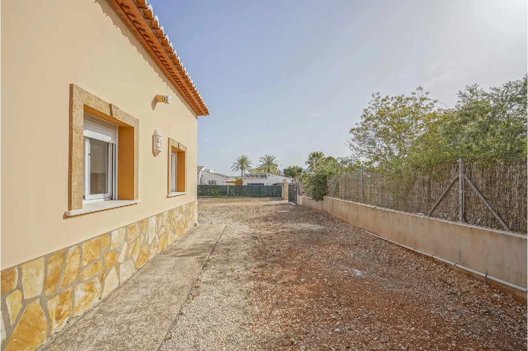 villa in Javea(Montgo Toscamar) for sale, built area 312 m², plot area 1500 m², 4 bedroom, 2 bathroom, ref.: BP-4364JAV-10