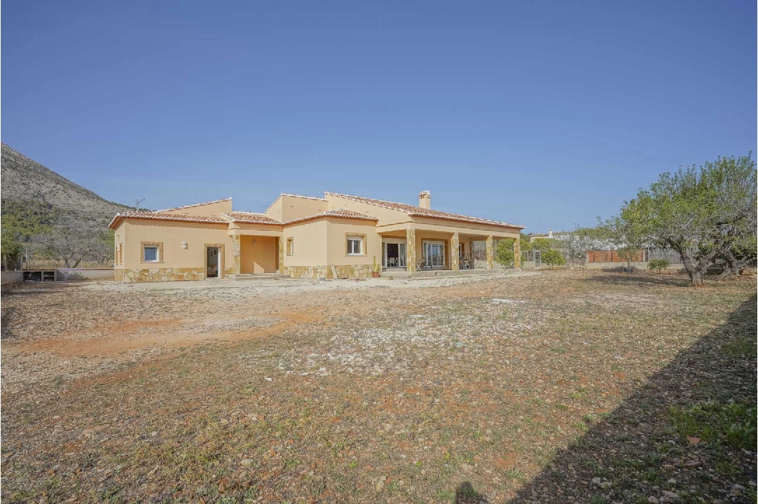 villa in Javea(Montgo Toscamar) for sale, built area 312 m², plot area 1500 m², 4 bedroom, 2 bathroom, ref.: BP-4364JAV-43