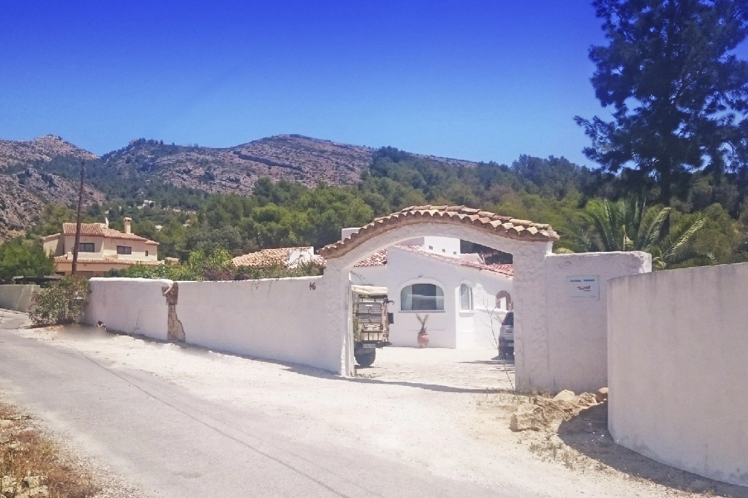 villa in Jalon(La Solana) for sale, built area 150 m², plot area 1310 m², 4 bedroom, 1 bathroom, ref.: BP-4366JAL-35