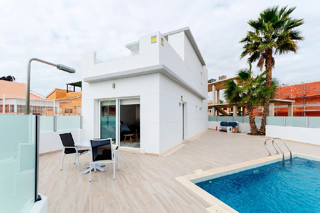 villa in Torrevieja for sale, built area 99 m², condition first owner, plot area 135 m², 3 bedroom, 2 bathroom, swimming-pool, ref.: HA-TON-176-E01-1