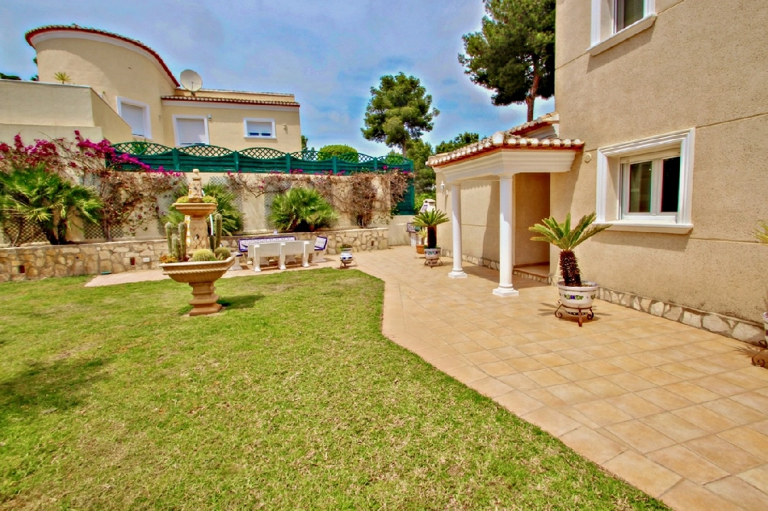 villa in Benissa(La Fustera) for sale, built area 220 m², air-condition, plot area 994 m², 4 bedroom, 3 bathroom, swimming-pool, ref.: CA-H-1756-AMB-16