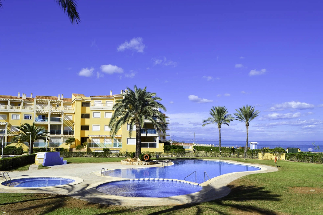 penthouse apartment in Denia for sale, built area 104 m², year built 2001, air-condition, 3 bedroom, 2 bathroom, swimming-pool, ref.: CO-C20924-30