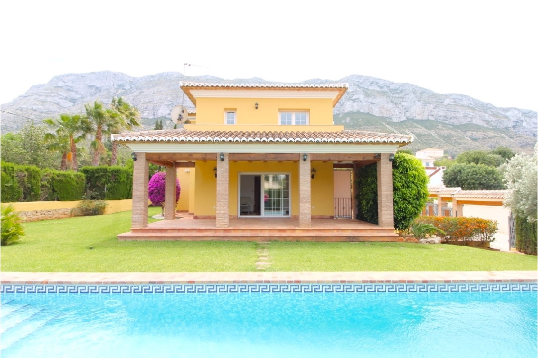 villa in Denia for sale, built area 262 m², year built 2004, condition neat, + central heating, air-condition, plot area 887 m², 4 bedroom, 3 bathroom, swimming-pool, ref.: BC-7368-4
