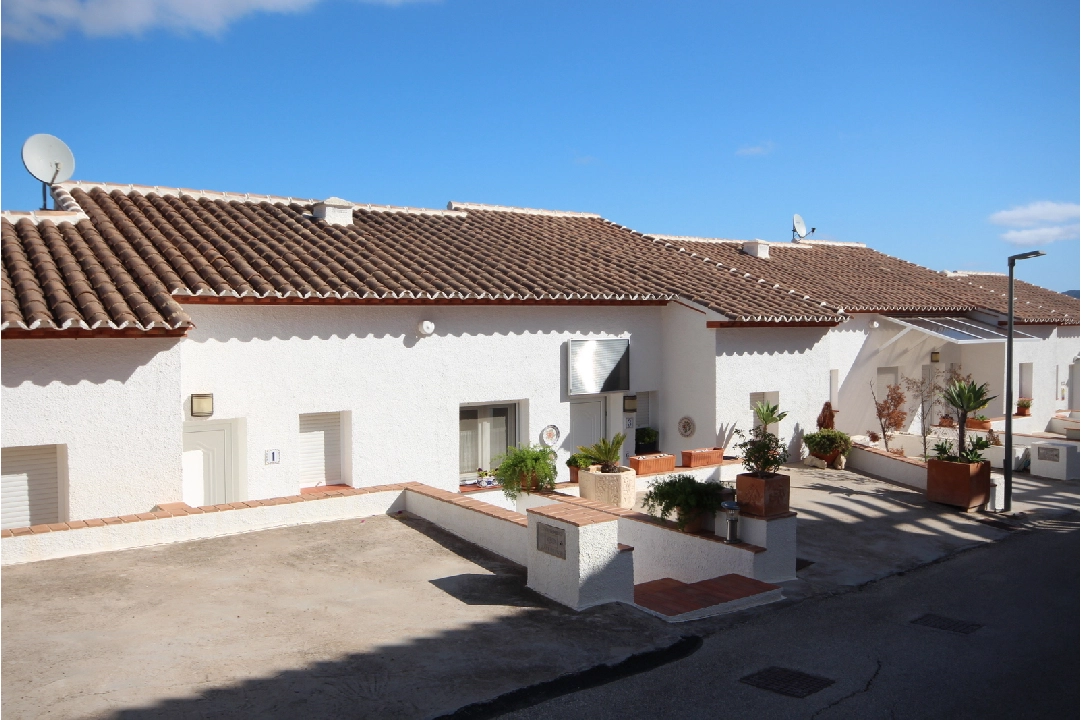terraced house in Pedreguer(Monte Pedreguer) for sale, built area 95 m², year built 2001, condition neat, + floor heating, air-condition, plot area 100 m², 2 bedroom, 2 bathroom, swimming-pool, ref.: 2-2815-19