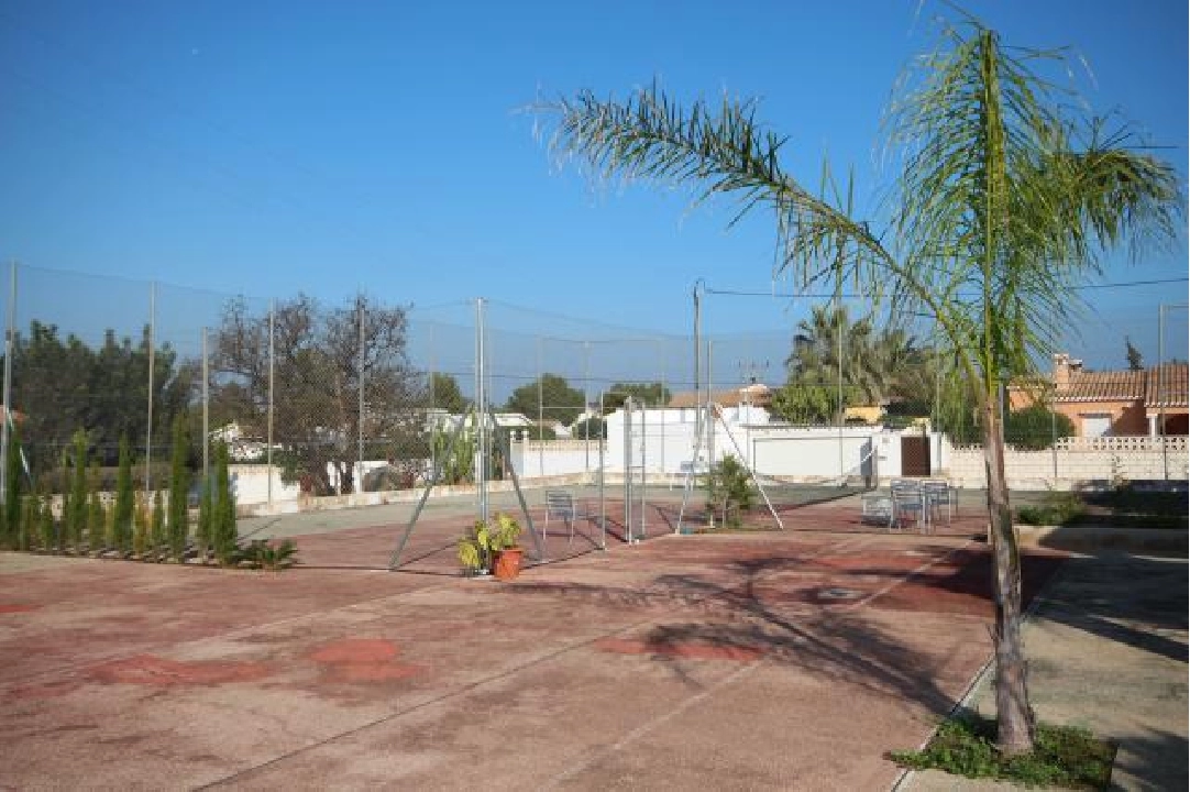 villa in Denia(Galeretes) for sale, built area 400 m², year built 1977, condition modernized, + central heating, air-condition, plot area 2392 m², 6 bedroom, 2 bathroom, swimming-pool, ref.: SC-T1515-35